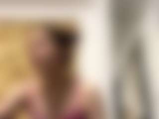 Live cam show with GlaydsDibiasi - Average on Camsoda