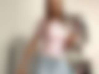 Live cam show with Eve - Green Eyes on Camsoda