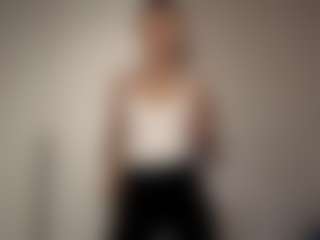 Live cam show with Eve - Domination on crypto-cams