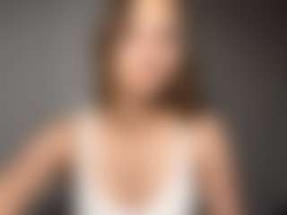 Live cam show with Eve - Green Eyes on SpankPalCams