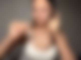 Live cam show with Eve - Smoking on Uber Horny
