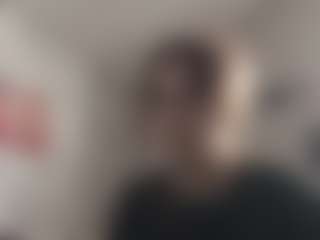 Lora's Live Sex Cam Show