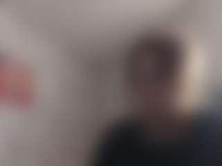 Lora's Live Sex Cam Show