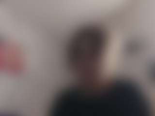Lora's Live Sex Cam Show