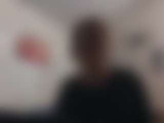 Lora's Live Sex Cam Show