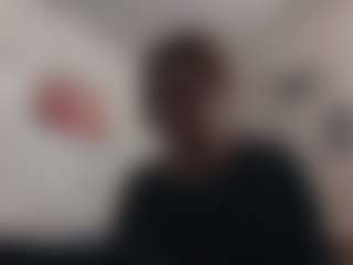 Lora's Live Sex Cam Show