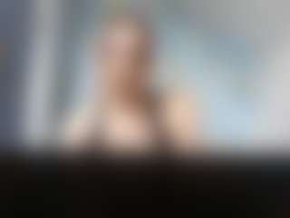 Lora's Live Sex Cam Show