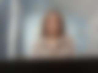 Live cam show with Lora - Amateur Brown Hair on SinfulBabes