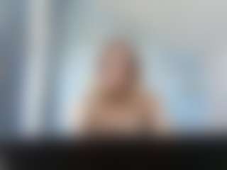 Live cam show with Lora - HD on Camsoda
