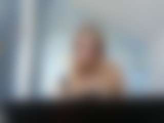 Live cam show with Lora - Oil on liverealitysex.com