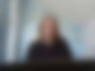 Live cam show with Lora - Average on TeamSkeetLive