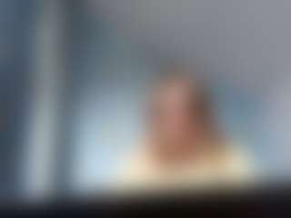Live cam show with Lora - Average on Camsoda
