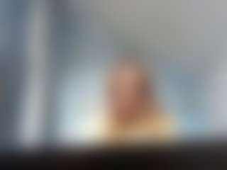 Live cam show with Lora - Average on Camsoda