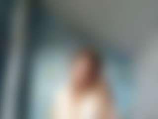 Live cam show with Lora - College on Camsoda