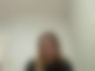 Lora's Live Sex Cam Show