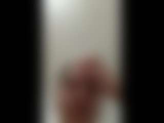 Lora's Live Sex Cam Show