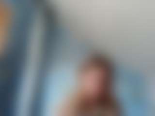 Live cam show with Lora - College Brown Hair on Camsoda