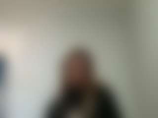 Lora's Live Sex Cam Show