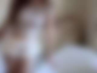 Live cam show with LovieQuinerly - Blue Eyes on Dolls Live