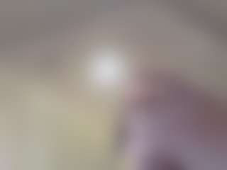 Live cam show with LyndsayDazzi - Hairy Young Adult on friskycurves.com