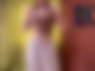Live cam show with LyndsayDazzi - Teen (18+) on Camsoda