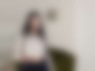 Live cam show with Kim - Moaning on Camming Site