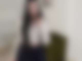 Live cam show with Kim - Moaning on Camming Site
