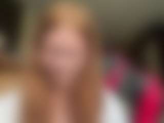 Live cam show with NicolleKoth - Green Eyes on Chatstar