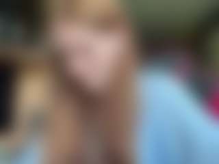 Live cam show with NicolleKoth - Striptease on slutload