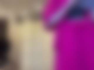 Live cam show with NicolleKoth - Green Eyes on madthumbs