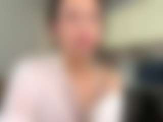 RosalineWainright's Live Sex Cam Show