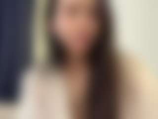 RosalineWainright's Live Sex Cam Show