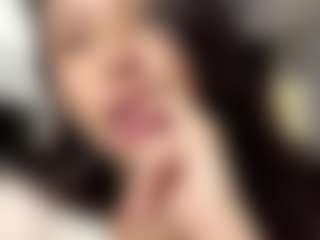 RosalineWainright's Live Sex Cam Show
