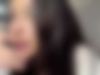 RosalineWainright's Live Sex Cam Show