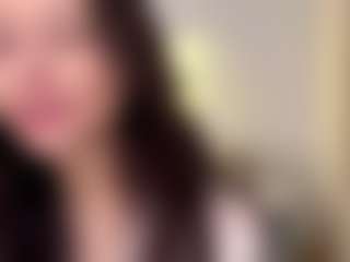RosalineWainright's Live Sex Cam Show