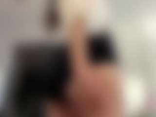 RosalineWainright's Live Sex Cam Show