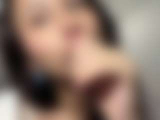 RosalineWainright's Live Sex Cam Show