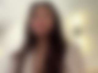 RosalineWainright's Live Sex Cam Show
