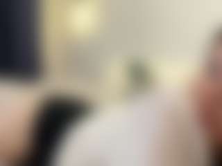 Live cam show with RosalineWainright - Dirty on milfzrlive.com