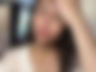 RosalineWainright's Live Sex Cam Show