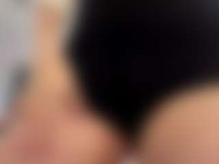 Live cam show with RosalineWainright - Drinking on Camsoda Late Night