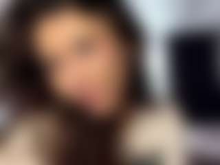 RosalineWainright's Live Sex Cam Show