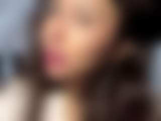 RosalineWainright's Live Sex Cam Show