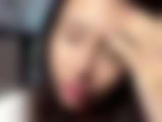 RosalineWainright's Live Sex Cam Show