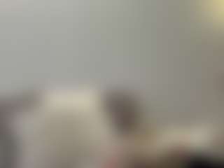 RosalineWainright's Live Sex Cam Show