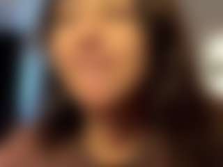 RosalineWainright's Live Sex Cam Show