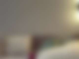 RosalineWainright's Live Sex Cam Show