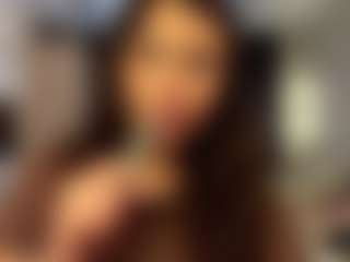 RosalineWainright's Live Sex Cam Show