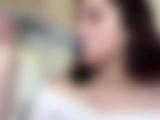 RosalineWainright's Live Sex Cam Show