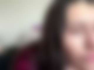 RosalineWainright's Live Sex Cam Show
